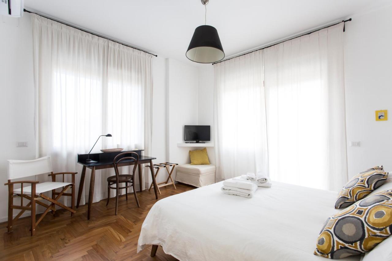 Dimora Toledo Apartment Наполи Екстериор снимка
