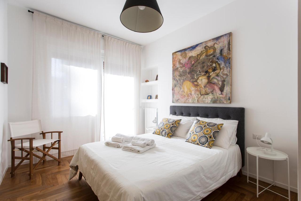 Dimora Toledo Apartment Наполи Екстериор снимка
